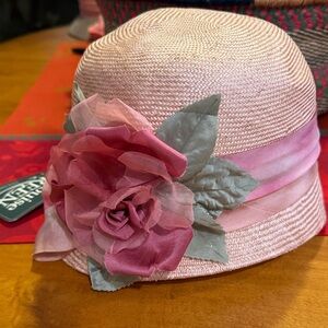 Louise Green Minnie rose cloche